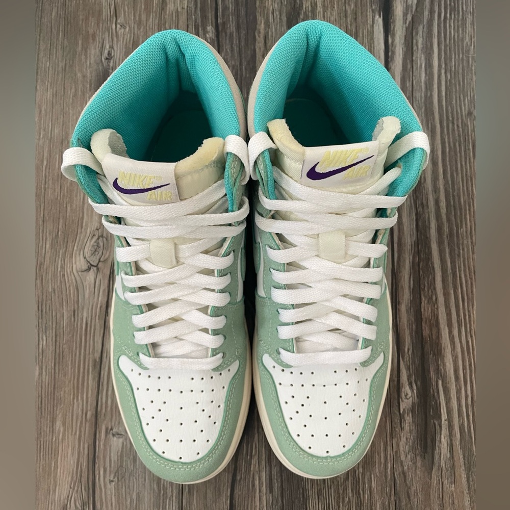 Rare Nike Air Jordan 1 Retro High OG “Turbo Green” Size 7 Men/8.5 Women - Picture 7 of 16
